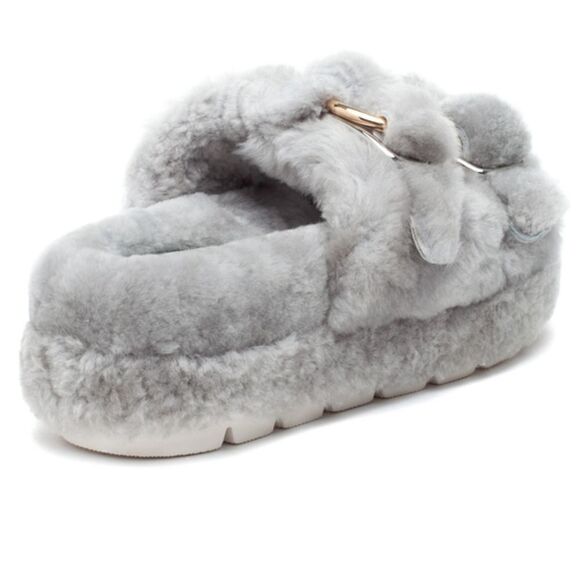 JSLIDES BROOKE Shearling Slippers with Gold Buckles - Picture 4 of 6